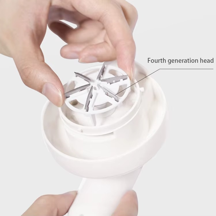 Leva Pelucchi Ricaricabile